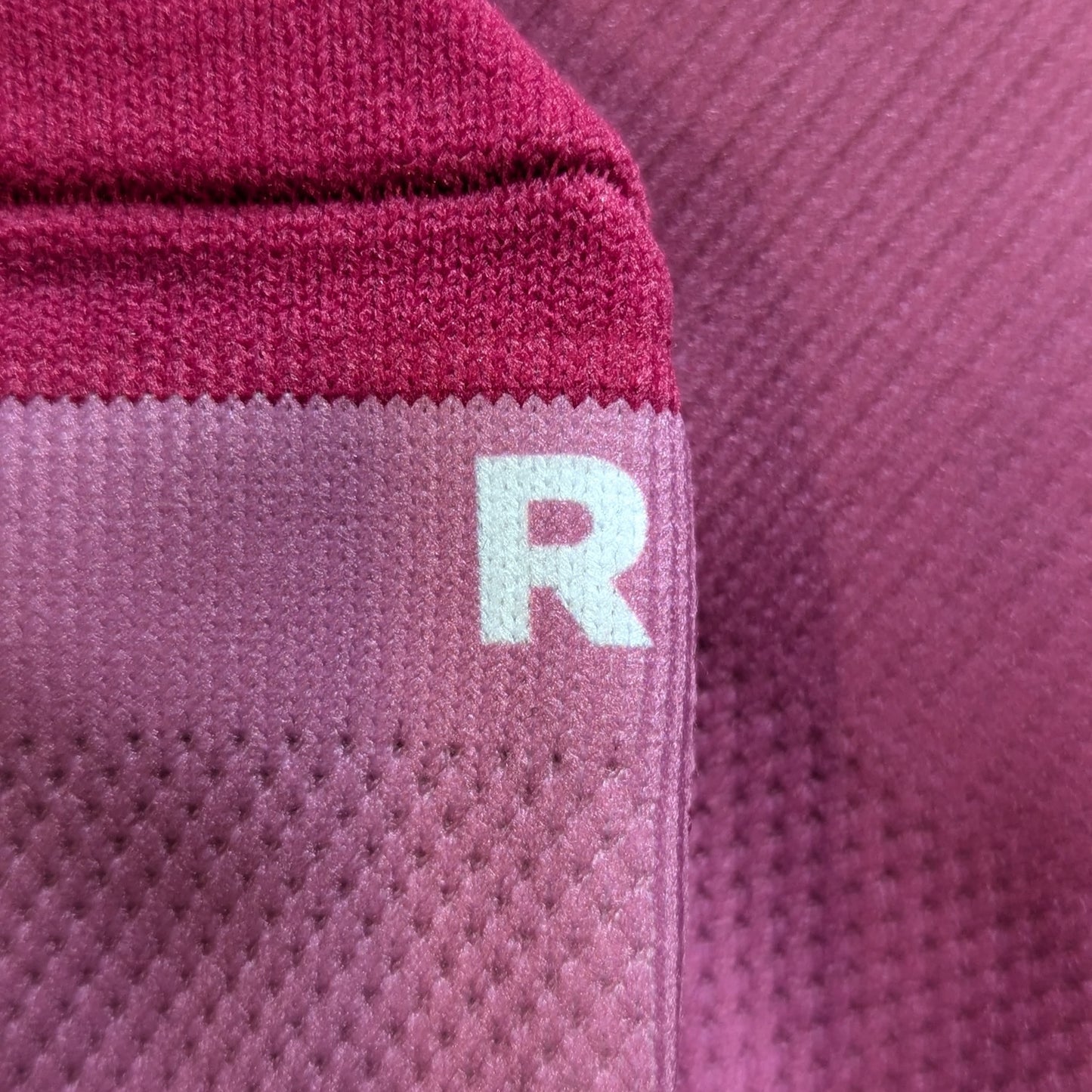 MAGENTA🌸🎀🦈